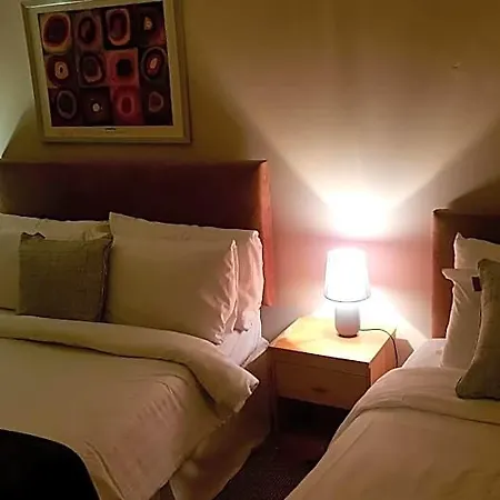 The Auld Triangle Bed & Breakfast Loughrea