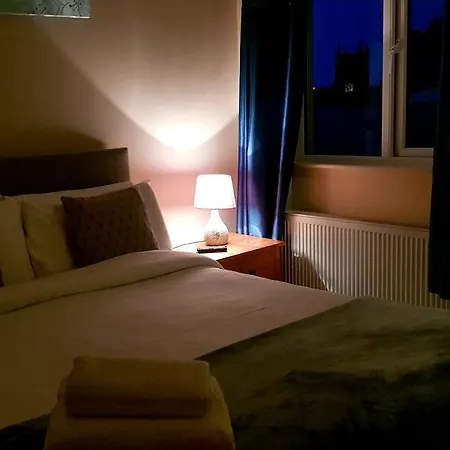 The Auld Triangle Bed & Breakfast